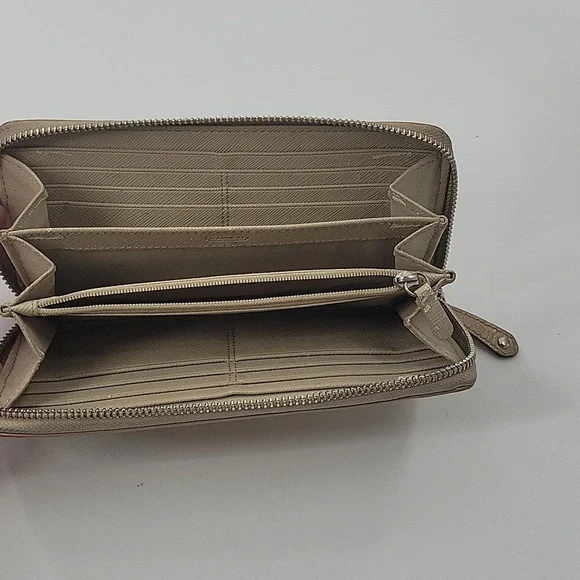 Coach Multicolor Signature Tote and Wallet Set - Picture 15 of 16